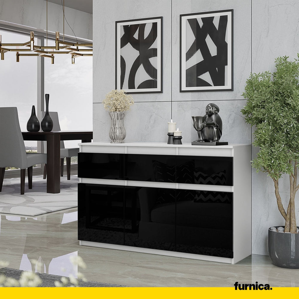 NOAH - Komoda se 3 šuplíky a 3 dveřmi - Skříň na uložení oblečení do ložnice - Bílý mat / Černý lesk - Výška 75 cm, šířka 120 cm, hloubka 35 cm.