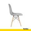 FABRIZIO - Potahovaná židlička do jídelny / kanceláře z plstěného sametu s dřevěnými nohami - světle šedá