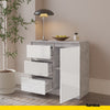 MIKEL - Komoda se 3 šuplíky a 1 dveřmi - Skříň na oblečení do ložnice - Beton / Bílý lesk - Výška 75 cm, šířka 80 cm, hloubka 35 cm.
