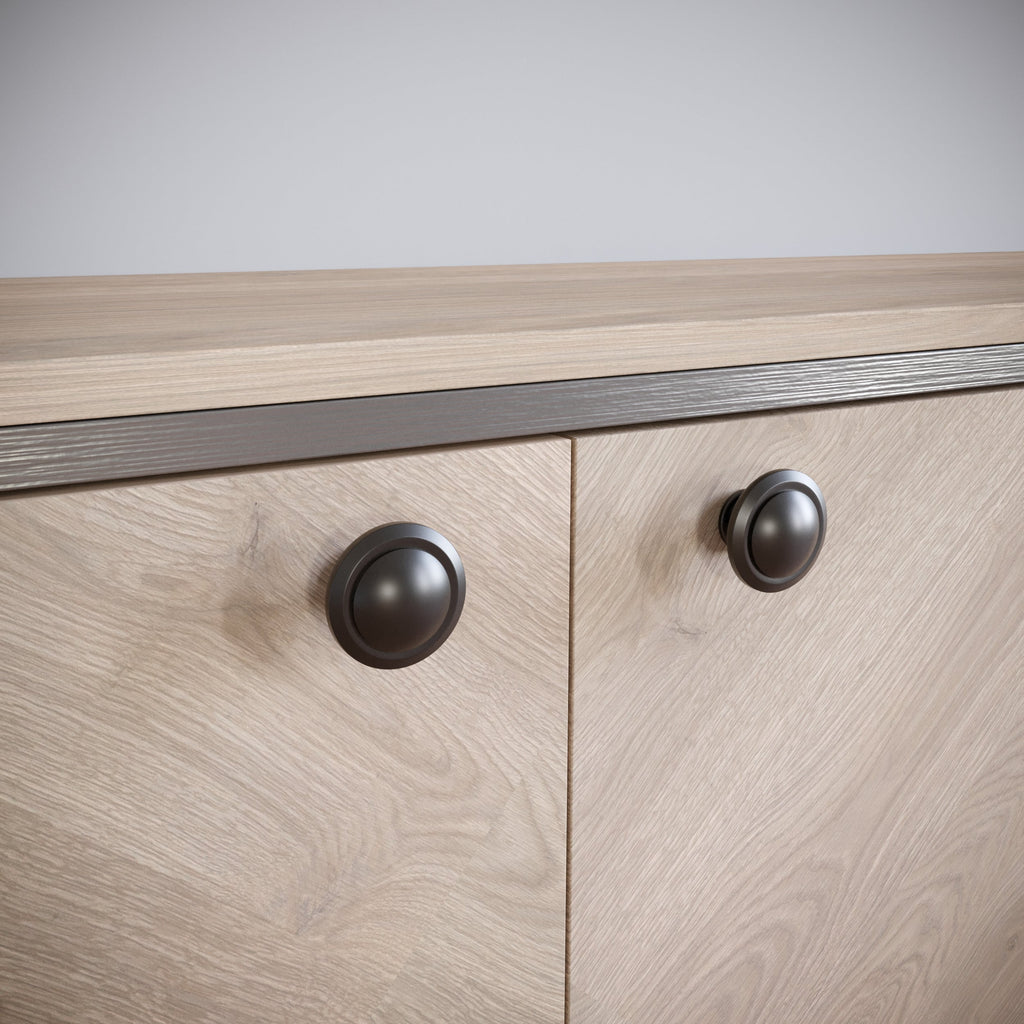 Kulatá madlovka na skříňku - černá matná