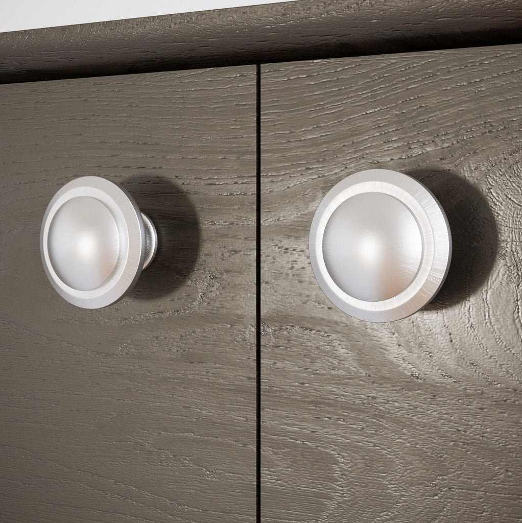 Kulatá madlo na skříňku - kartáčovaná ocel