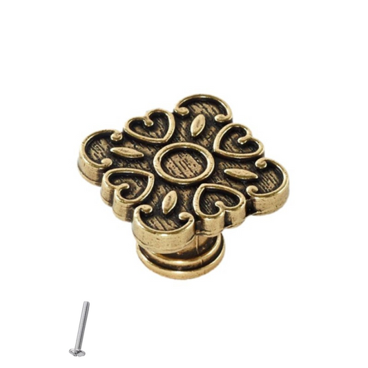 Starý kovový knoflík na skříň - ve tvaru srdce - 34 mm x 34 mm - starožitná mosaz – Furnica